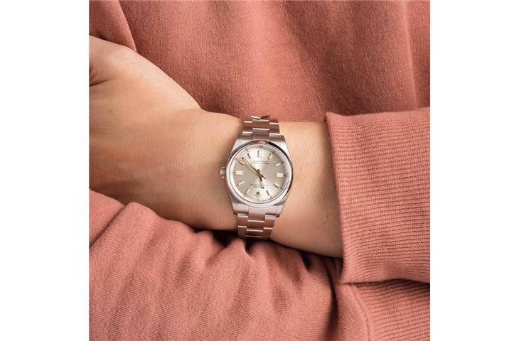 What Rolex models suit first-time luxury buyers?