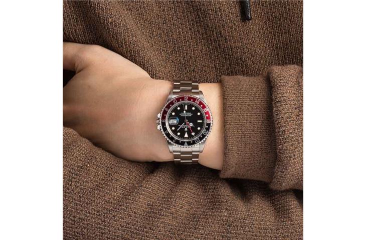 Are replica Rolex watches legal?