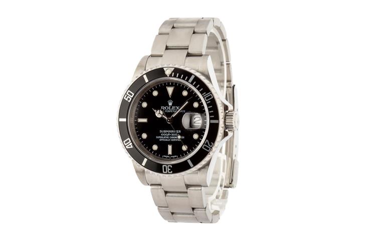 How to authenticate Rolex Submariner before buying